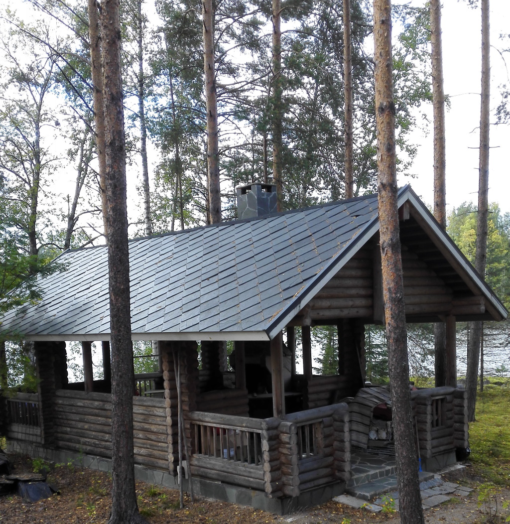 Liuskekivi katolla