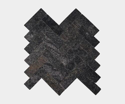 Mosaiikki: Tassu kiillemusta