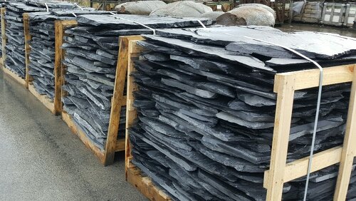 tuotesetti: Välimeren Musta 2-4 cm / 20 m2 lava